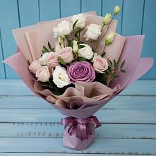 Букет цветов из:  Розы и Лизиантусы в Троицко-Печорске