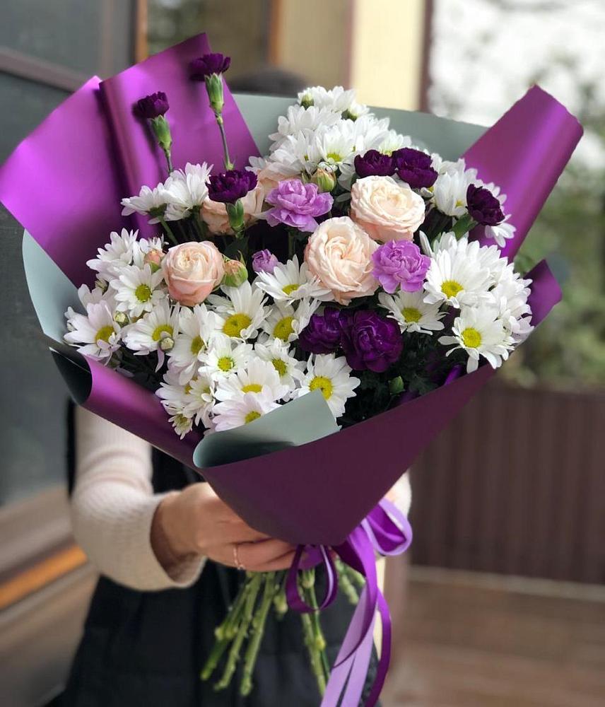 Букет цветов из: Хризантемы, Гвоздики и Розы в Троицко-Печорске