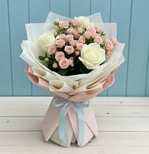 Букет цветов из:  Розы в Троицко-Печорске