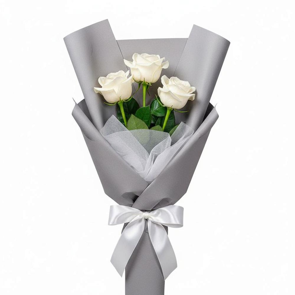 Букет 3 белые розы в Троицко-Печорске
