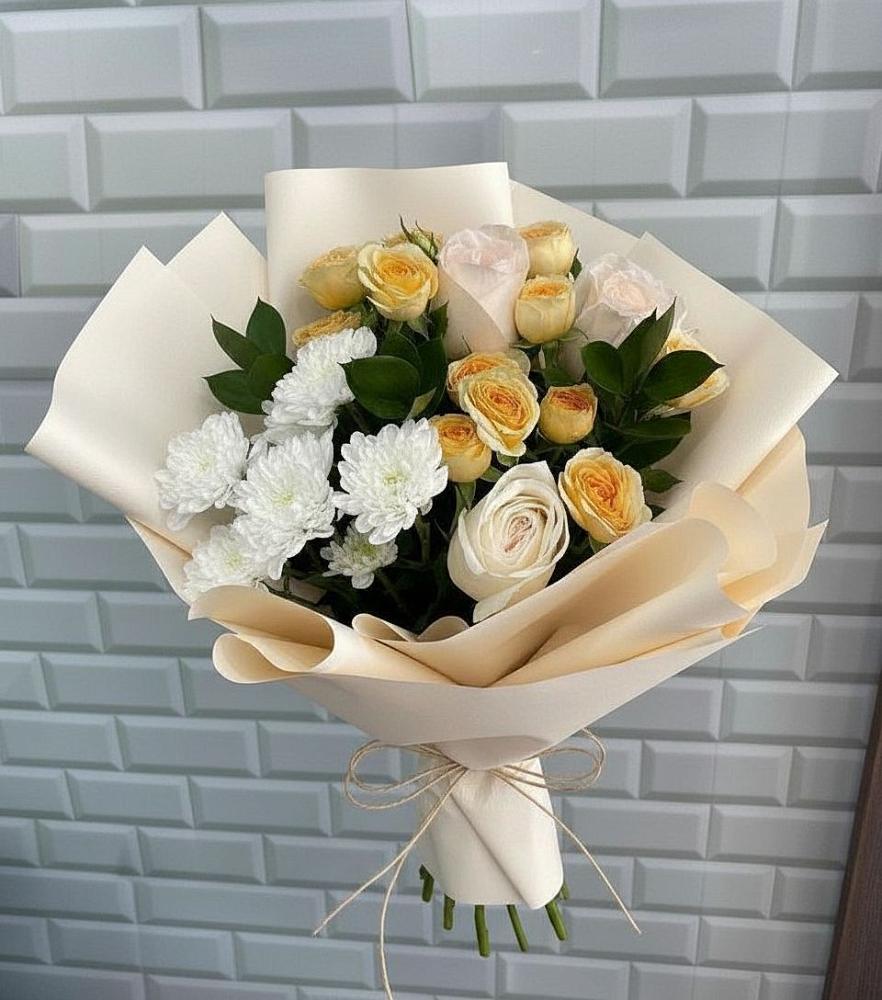 Букет цветов из: Розы и Хризантемы в Троицко-Печорске