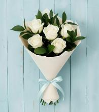 Букет цветов из:  Розы в Троицко-Печорске