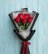 Букет цветов из:  Розы в Троицко-Печорске