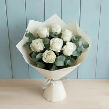 Букет Белые розы в Эвкалипте в Троицко-Печорске