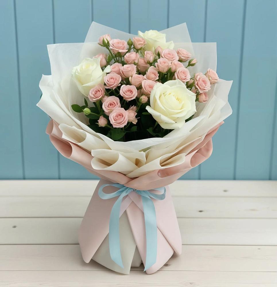 Букет цветов из: Розы в Троицко-Печорске