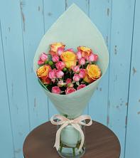 Букет цветов из:  Розы в Троицко-Печорске